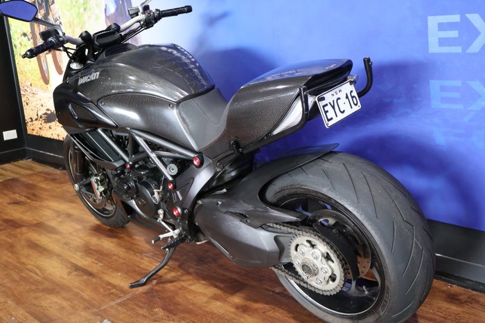 2012 Ducati DIAVEL CARBON Black
