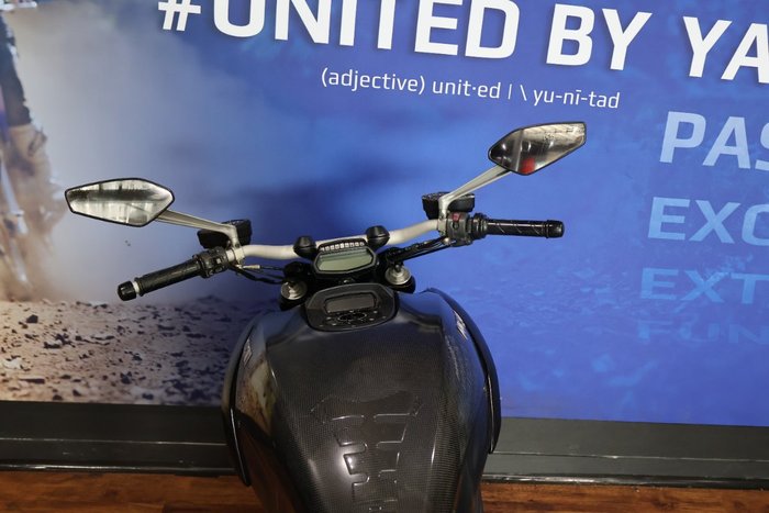 2012 Ducati DIAVEL CARBON Black