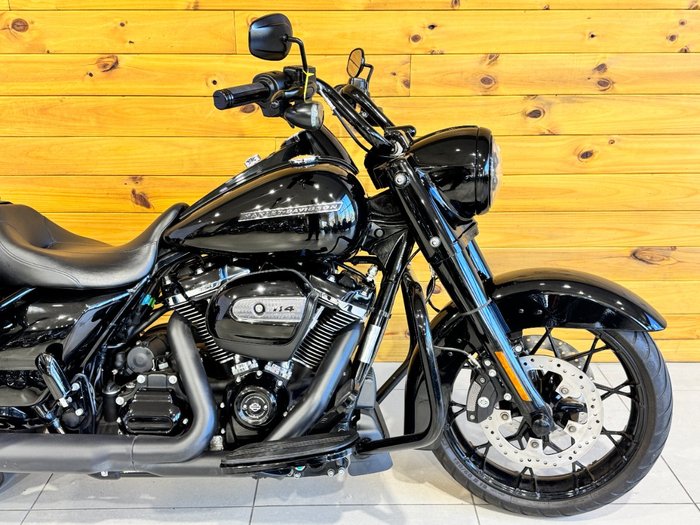 2020 Harley-davidson FLHRXS ROAD KING SPECIAL Black
