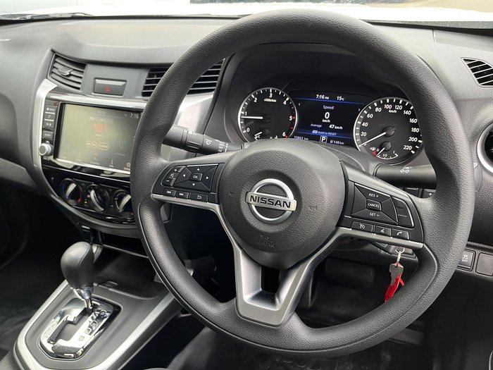 2021 Nissan Navara SL