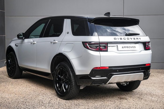 2025 Land Rover Discovery Sport P300e Dynamic SE