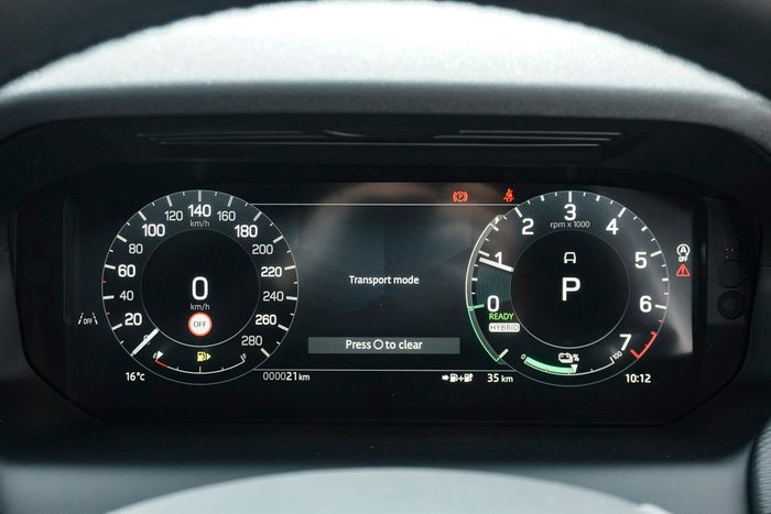 2025 Land Rover Discovery Sport P300e Dynamic SE