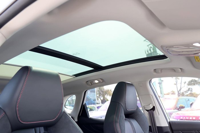 2022 MG HS Plus EV Essence