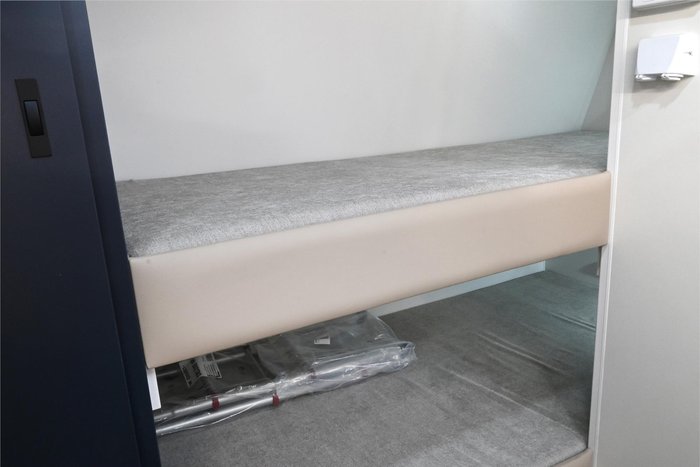 2025 Royal Flair Razor XT