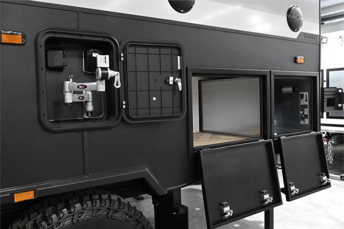 2025 Royal Flair Razor XT