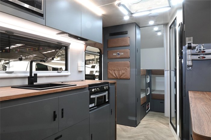 2025 Royal Flair FAMILY FLAIR 