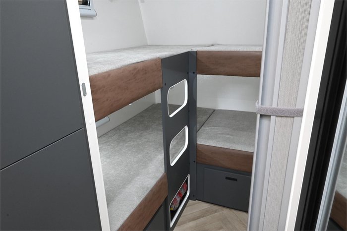 2025 Royal Flair FAMILY FLAIR 