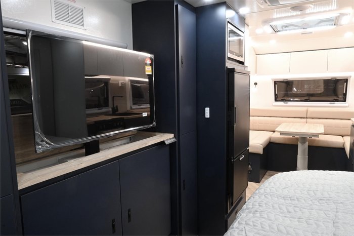 2025 Royal Flair DESIGNER