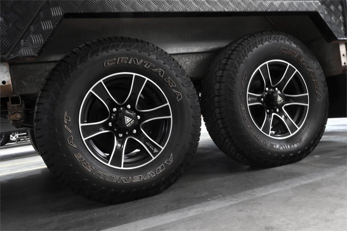 2023 New Age Caravans MANTA RAY 