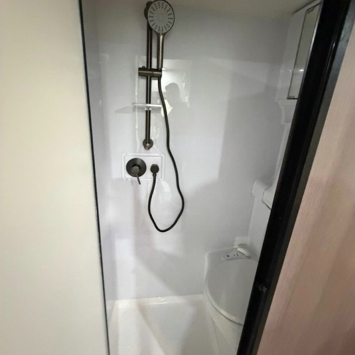 2025 JAYCO BASE STATION 24.75-6.4T.BS-MY25