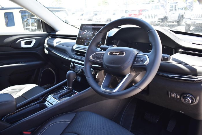 2025 Jeep Compass Summit e-Hybrid