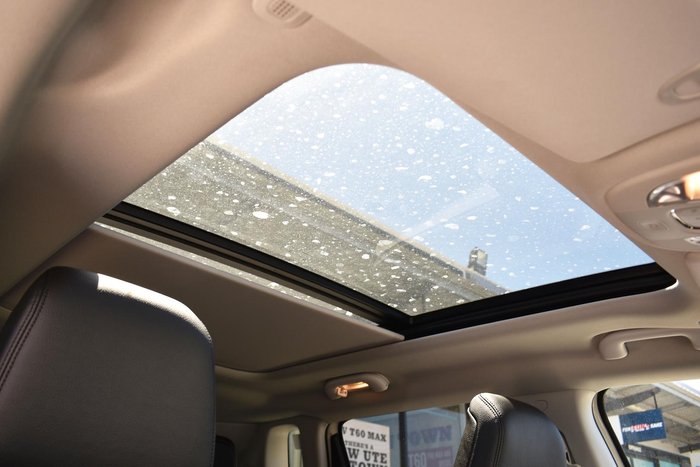 2025 Jeep Compass Summit e-Hybrid