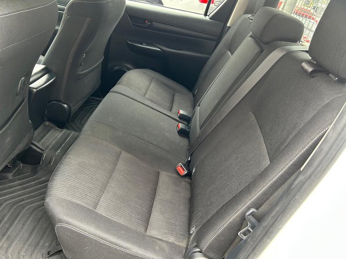 2020 Toyota Hilux SR