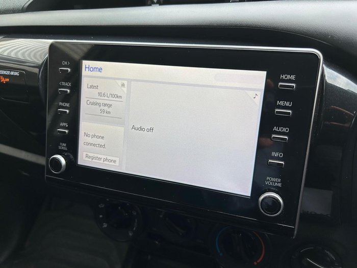 2020 Toyota Hilux SR