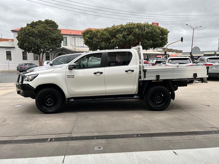 2020 Toyota Hilux SR