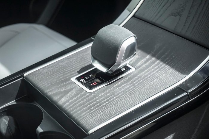 2024 Land Rover Range Rover Velar D300 Dynamic SE