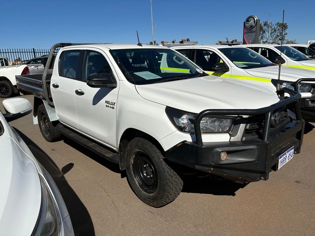 2020 Toyota Hilux HILUX 4x4 2.8L DSL D/C/C 6AT SR 2L71010 001