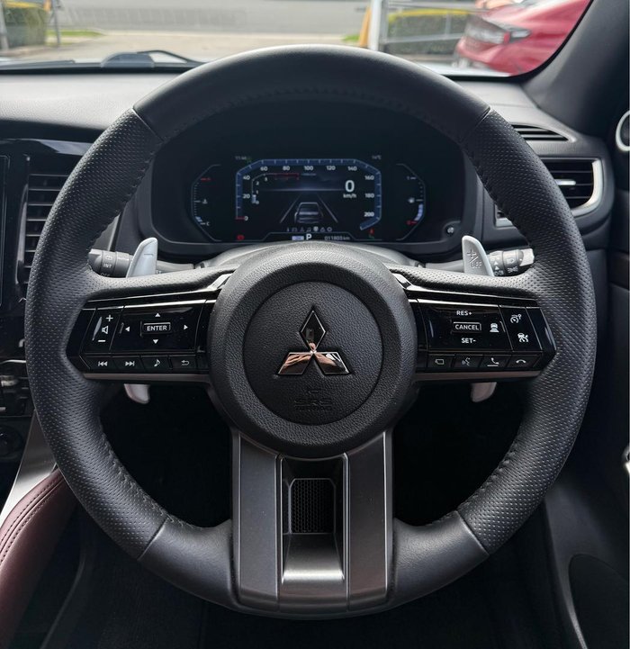 2024 Mitsubishi Pajero Sport GSR QG MY24 4X4 Dual Range White Diamond with Black Roof