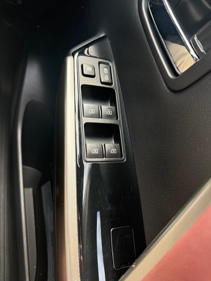 2024 Mitsubishi Pajero Sport GSR QG MY24 4X4 Dual Range White Diamond with Black Roof