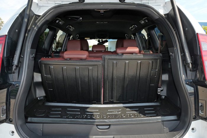 2024 Mitsubishi Pajero Sport GSR QG MY24 4X4 Dual Range White Diamond with Black Roof