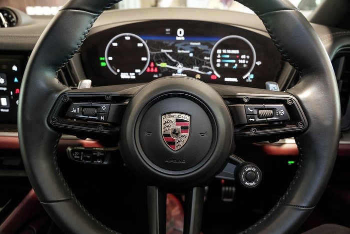 2023 Porsche Cayenne S