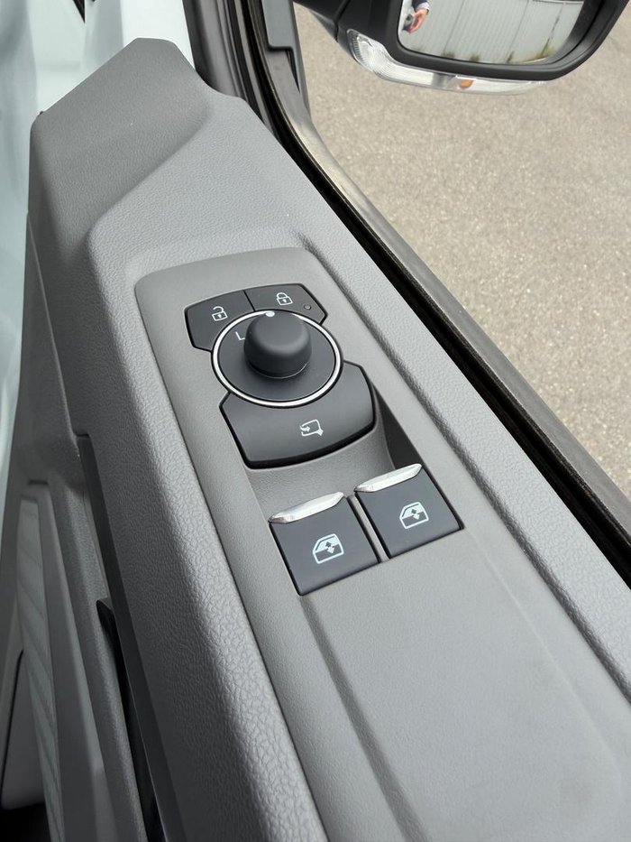 2025 Volkswagen Transporter TDI 125kW