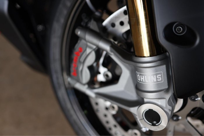 2025 Ducati Streetfighter V2 S Streetfighter Red