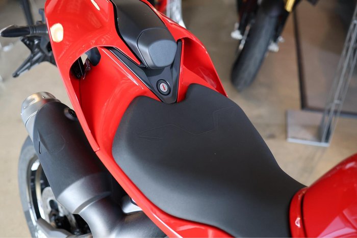 2025 Ducati Streetfighter V2 S Streetfighter Red