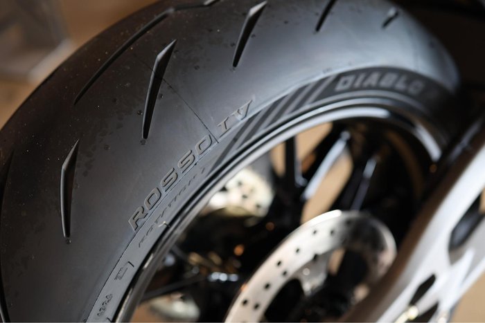 2025 Ducati Streetfighter V2 S Streetfighter Red