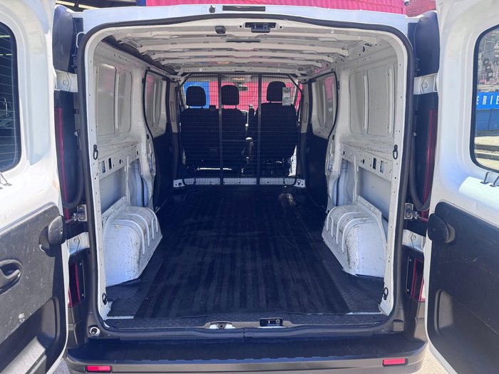 2021 Mitsubishi Express GLX SN MY22 White
