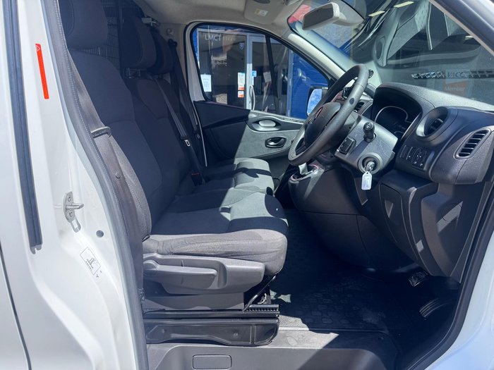 2021 Mitsubishi Express GLX SN MY22 White