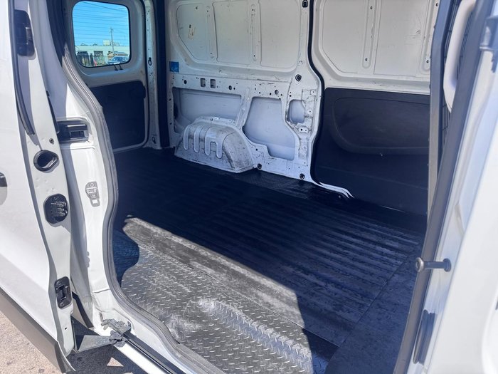 2021 Mitsubishi Express GLX SN MY22 White