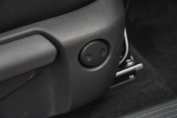 2024 Nissan X-TRAIL ST