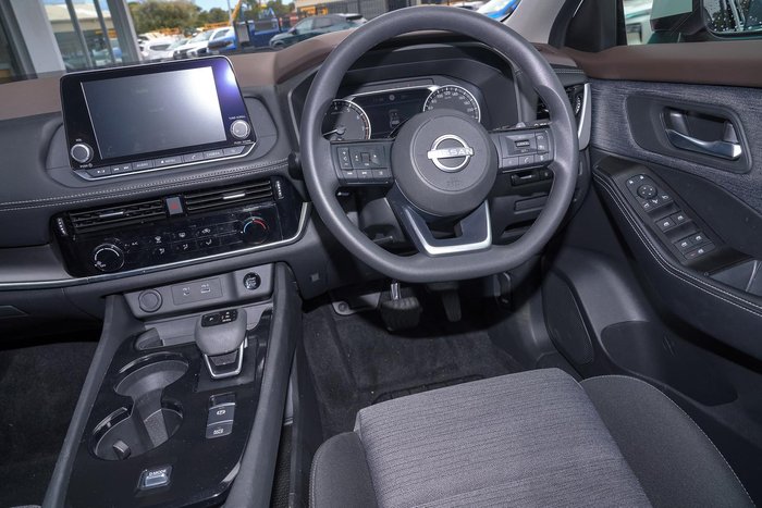 2024 Nissan X-TRAIL ST