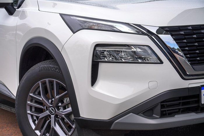 2024 Nissan X-TRAIL ST