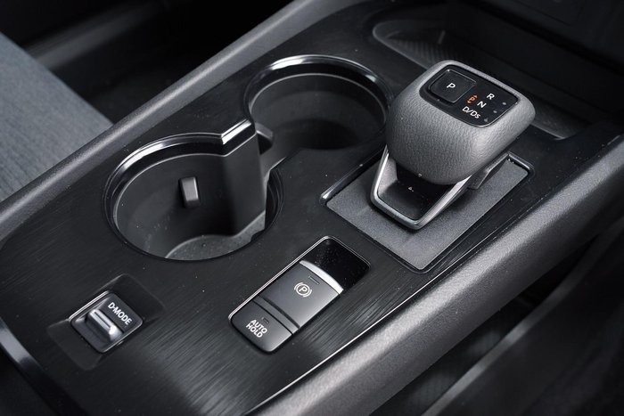 2024 Nissan X-TRAIL ST