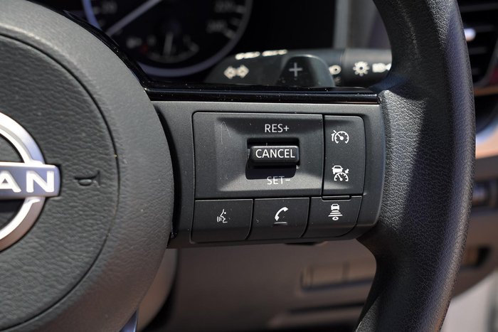 2024 Nissan X-TRAIL ST