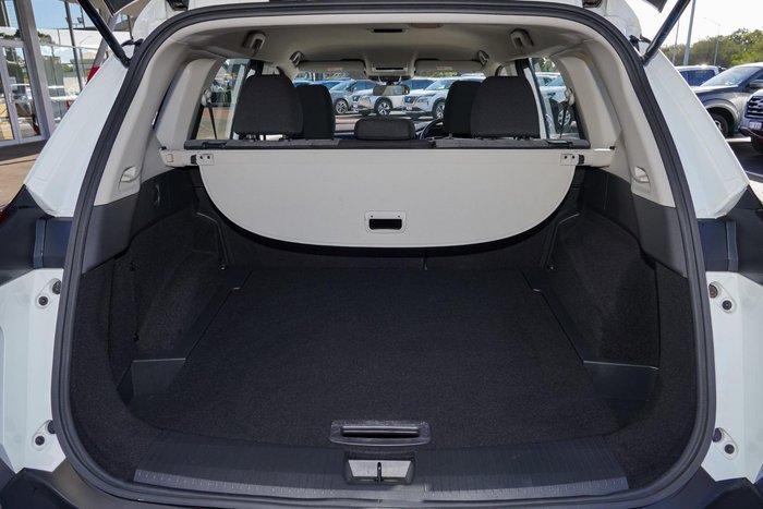 2024 Nissan X-TRAIL ST