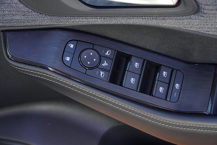 2024 Nissan X-TRAIL ST