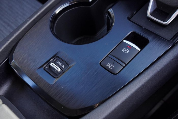 2024 Nissan X-TRAIL ST