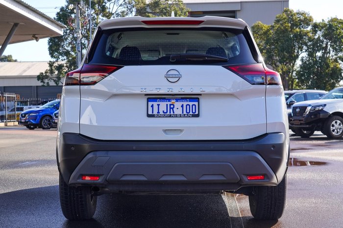 2024 Nissan X-TRAIL ST