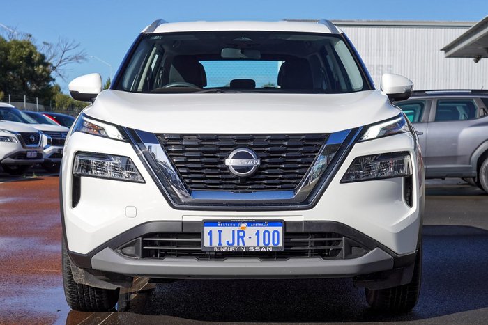 2024 Nissan X-TRAIL ST