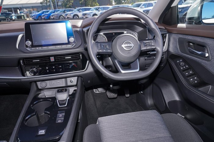 2024 Nissan X-TRAIL ST