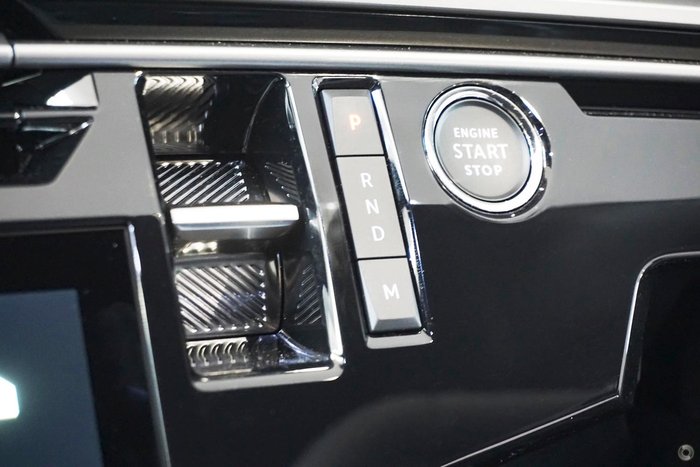 2025 Peugeot 5008 GT Premium Hybrid