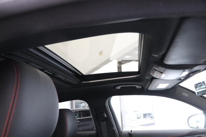 2023 Mercedes-Benz GLC-Class GLC300