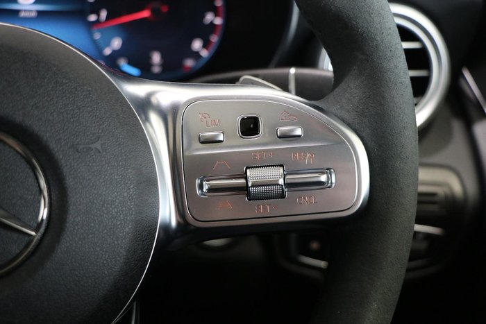 2023 Mercedes-Benz GLC-Class GLC300