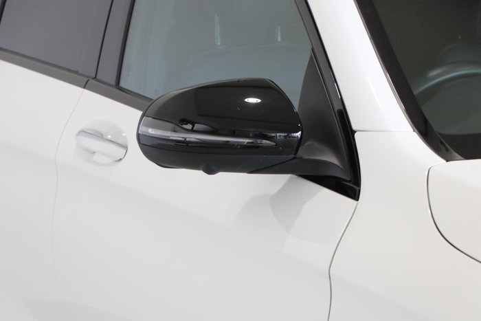 2023 Mercedes-Benz GLC-Class GLC300