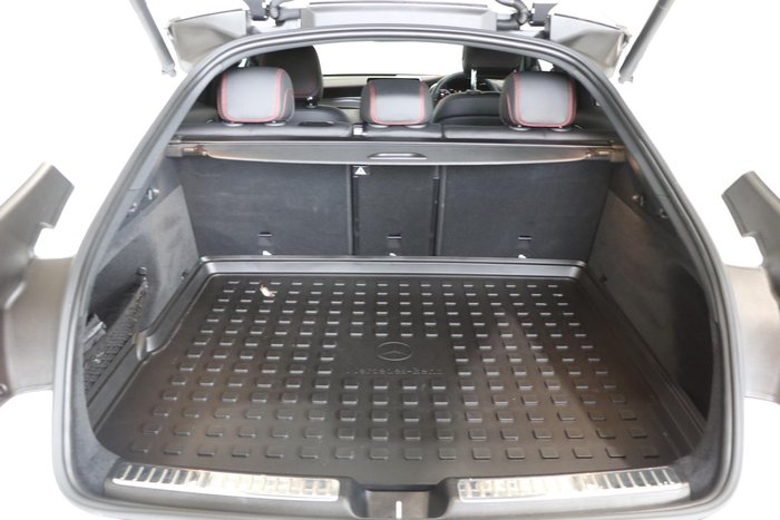 2023 Mercedes-Benz GLC-Class GLC300