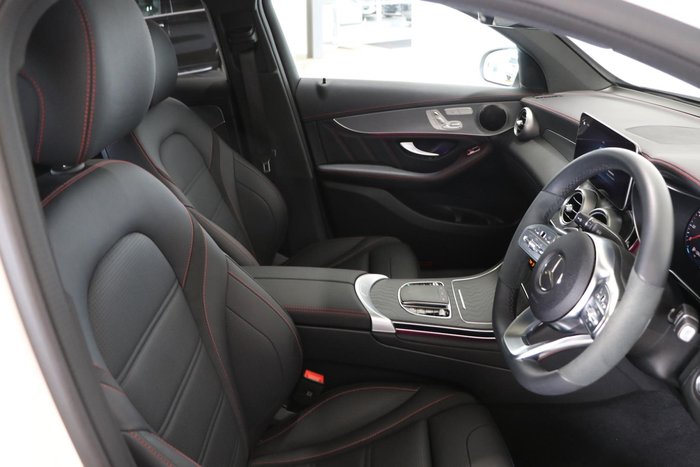 2023 Mercedes-Benz GLC-Class GLC300