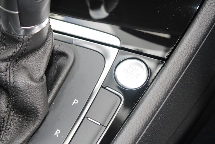 2015 Volkswagen Golf 110TSI Highline 7 MY16 Pacific Blue